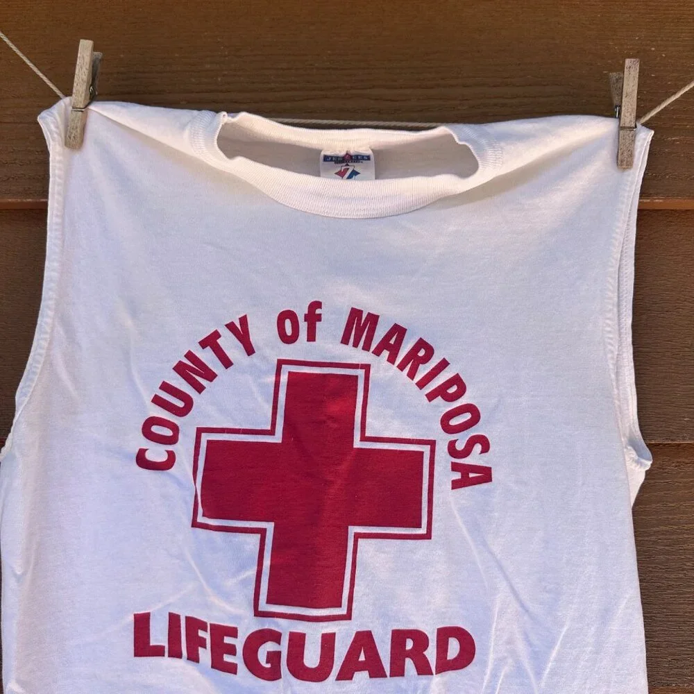 Vintage Jerzees County Of Mariposa Lifeguard Muscle Tank Top White/Red 100% Cott - Picture 5 of 10